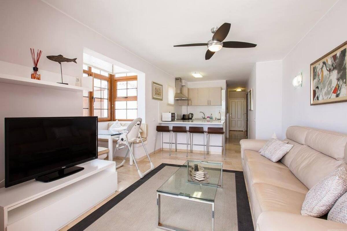2 Bedroom Apartment For 4 People In Tenerife Costa Adeje  Exterior photo